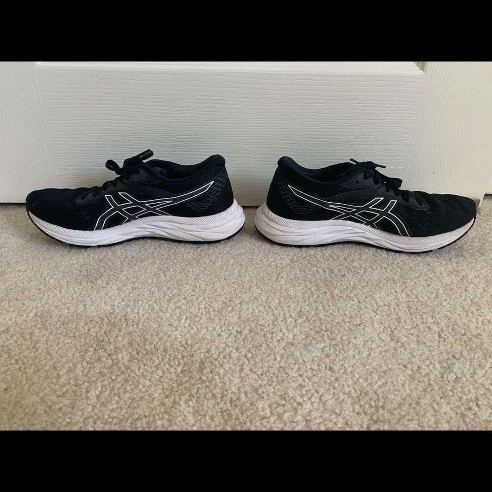 Women’s Asics Running Shoes